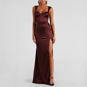 Windsor Maroon/Purple Catrina Satin Sweetheart Slit Gown